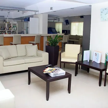 Michel Apartman *